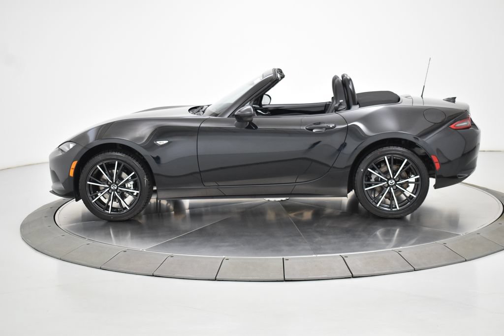 Certified 2025 MAZDA MX-5 Miata Grand Touring RWD image 18