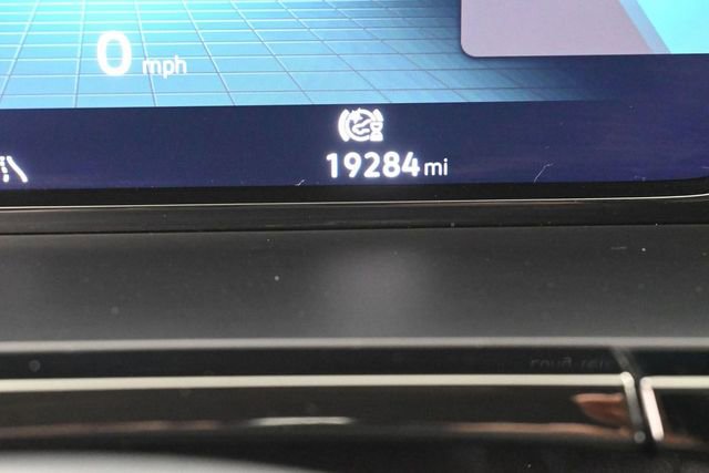 Used 2024 Volkswagen Atlas SE AWD/4WD image 19