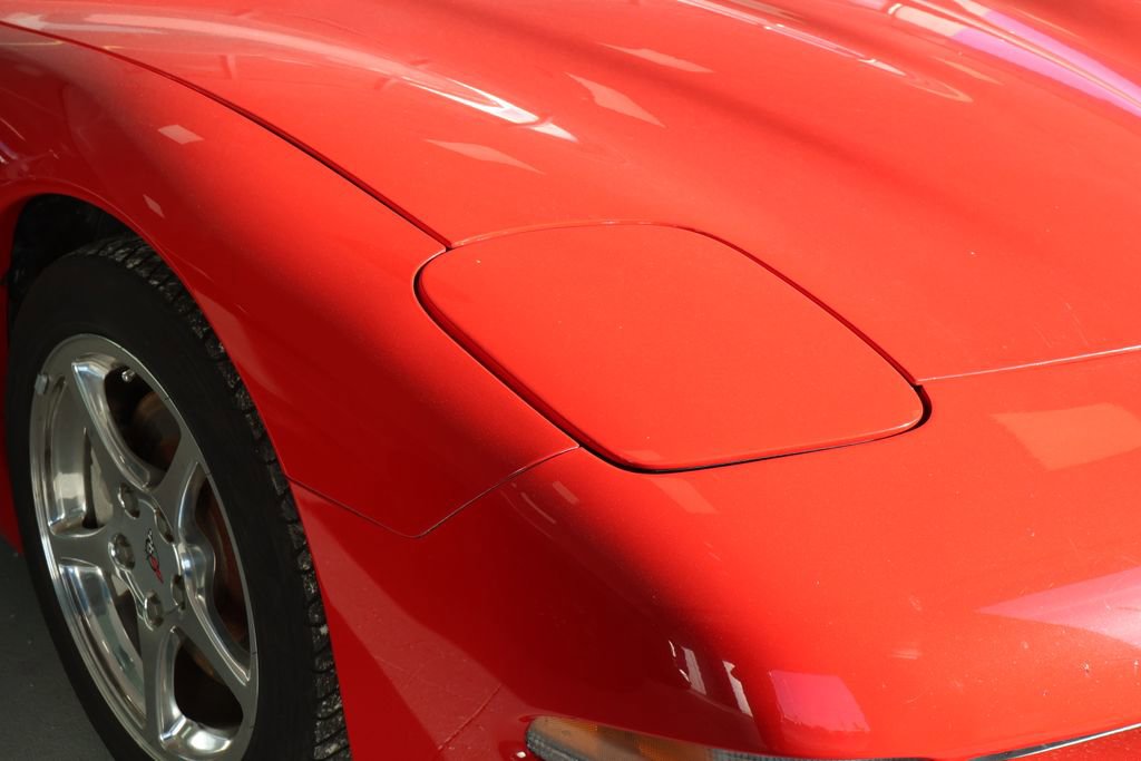 Used 2001 Chevrolet Corvette Convertible w/ Preferred Equipment Group2 image 3