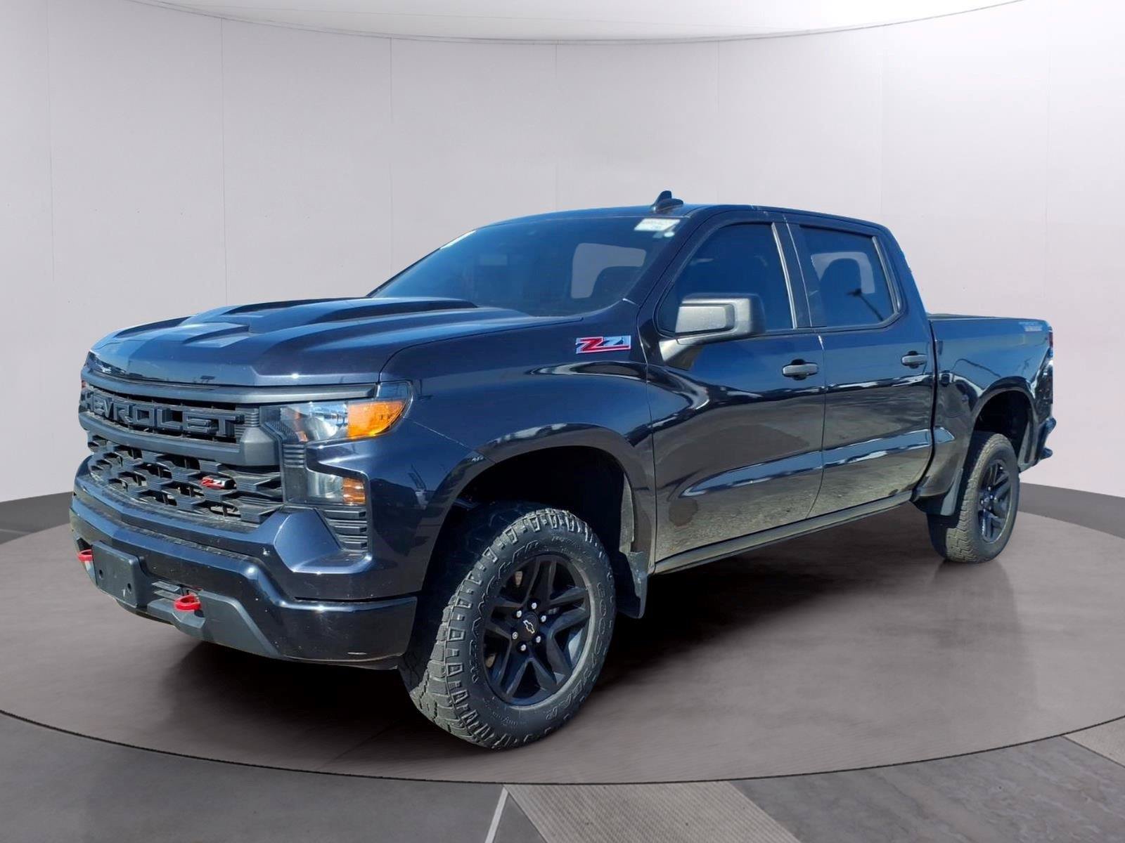 Used 2022 Chevrolet Silverado 1500 Custom Trail Boss AWD/4WD image 1