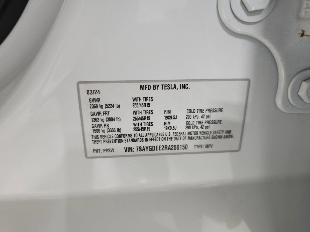 Used 2024 Tesla Model Y Long Range AWD/4WD image 33