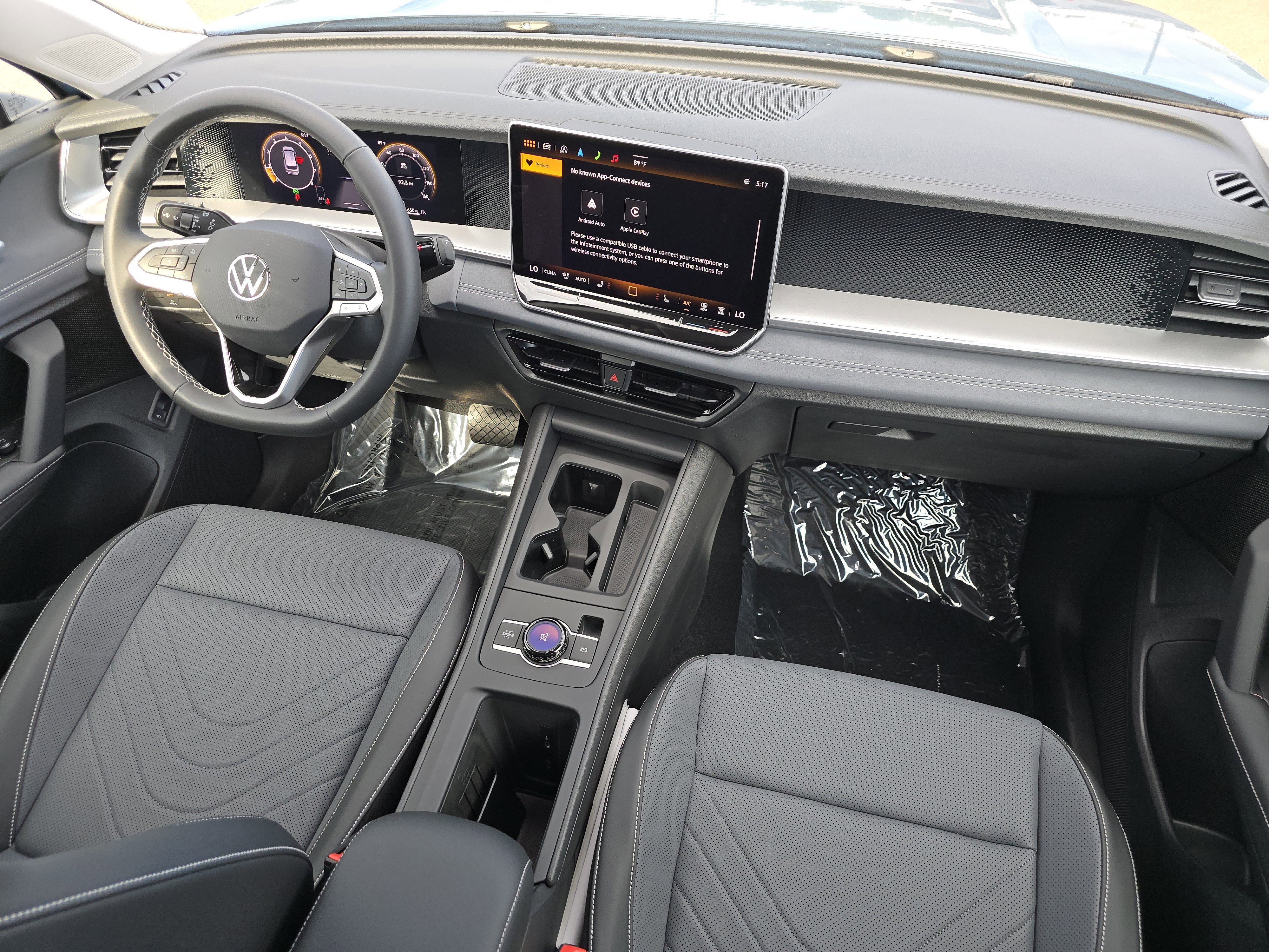 New 2025 Volkswagen Tiguan SE image 17