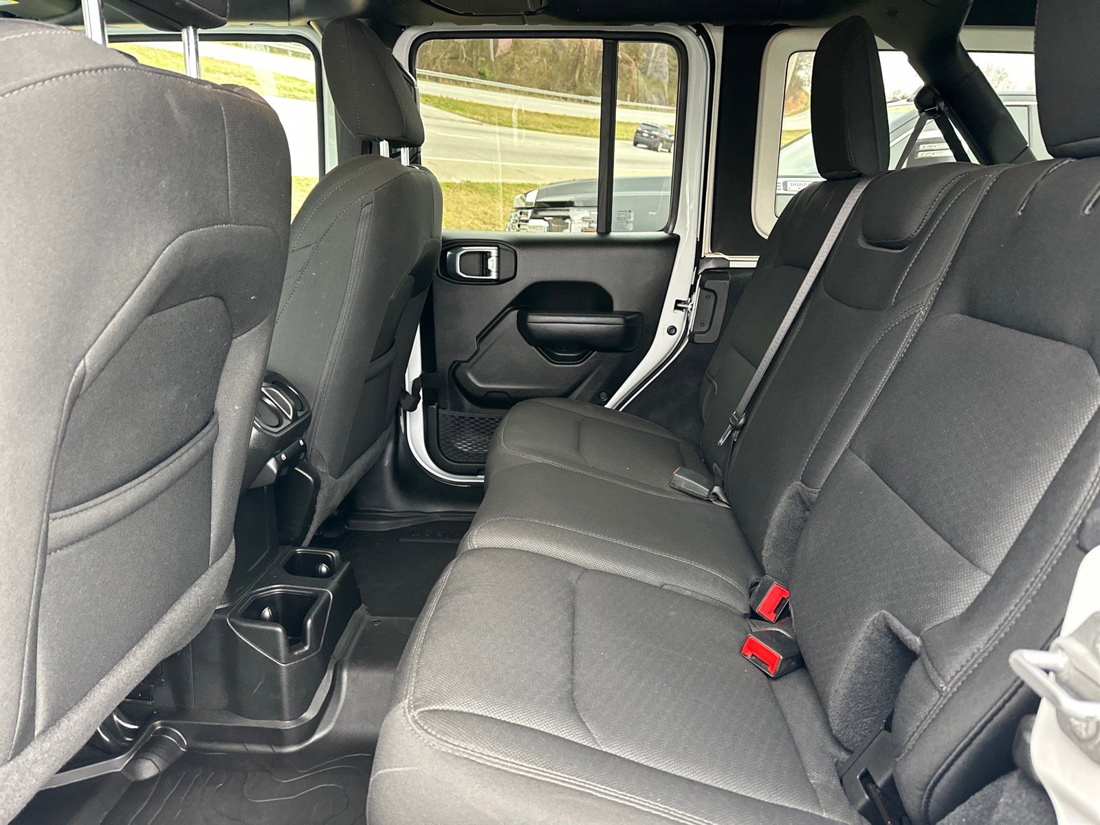 Used 2022 Jeep Wrangler Unlimited Sport image 10