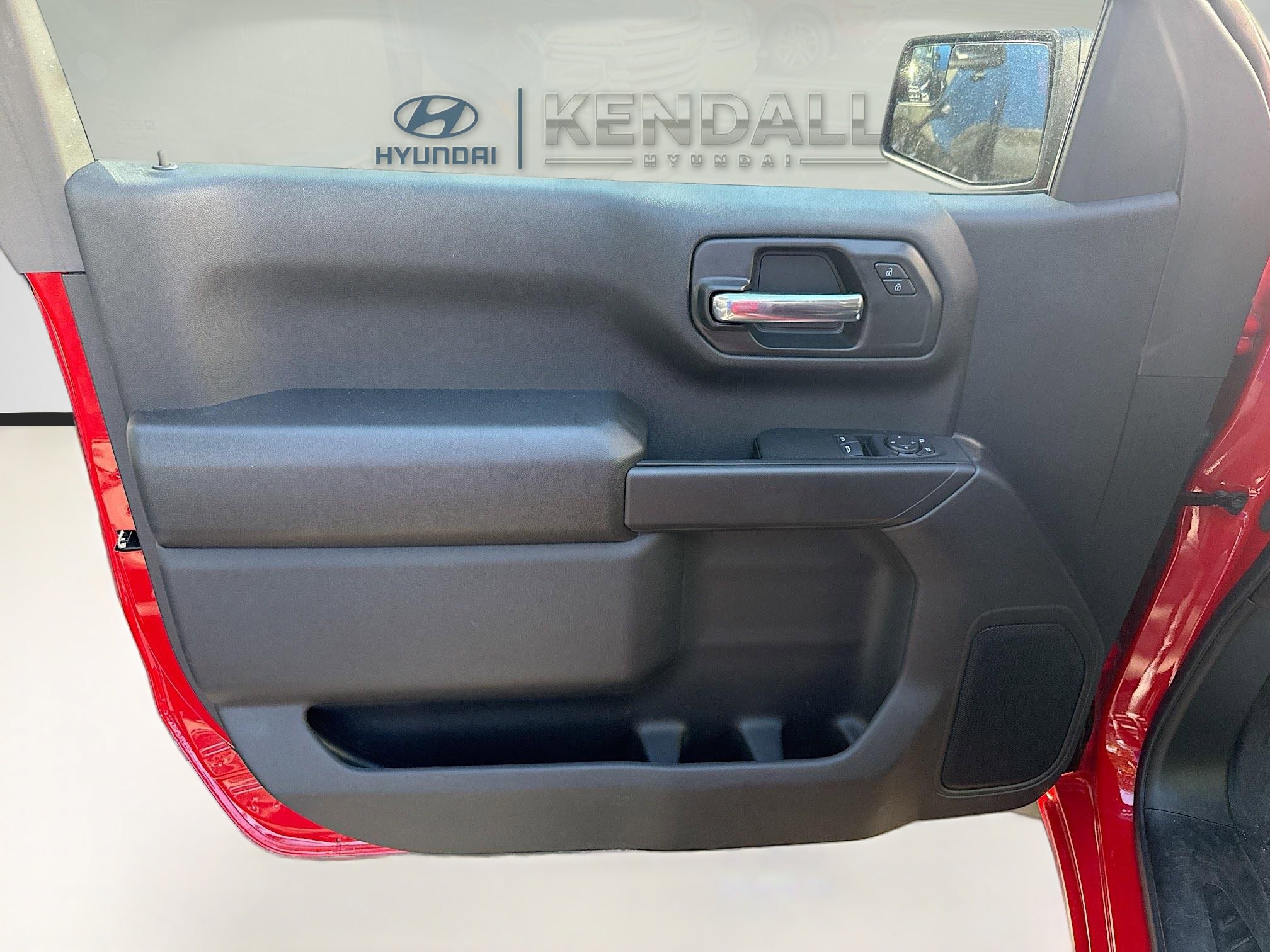 Used 2025 GMC Sierra 1500 Pro w/ Convenience Package image 17