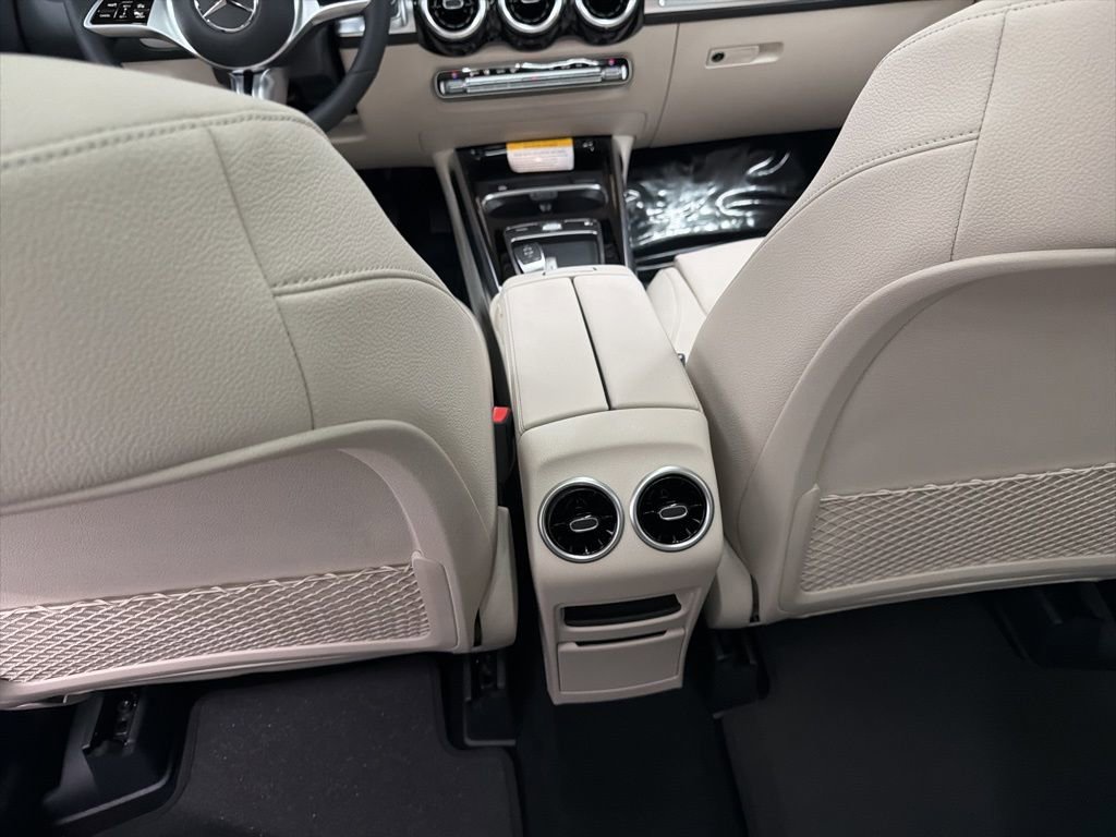 Used 2026 Mercedes-Benz GLB 250 GLB 250 image 23