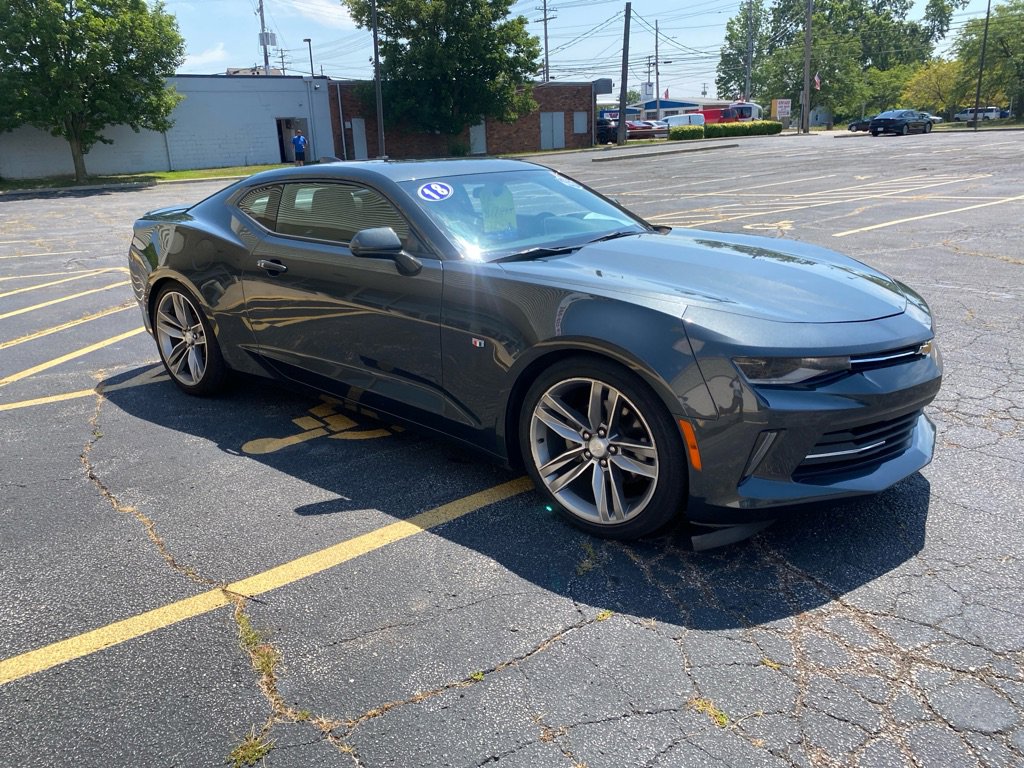 Used 2018 Chevrolet Camaro LT w/ RS Package image 7