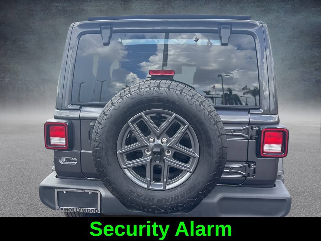 Used 2025 Jeep Wrangler Sport S image 7