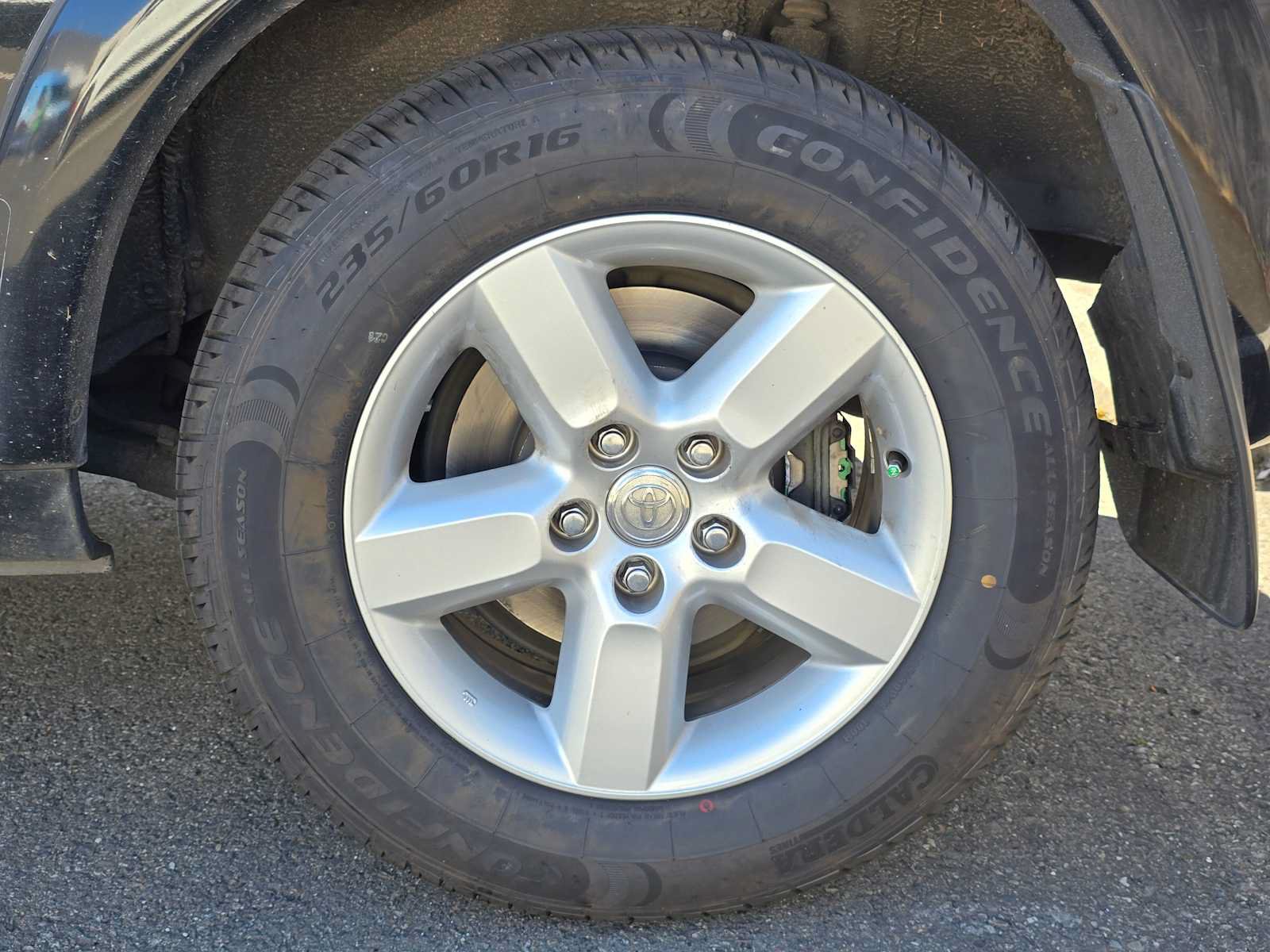 Used 2005 Toyota RAV4 4WD image 4