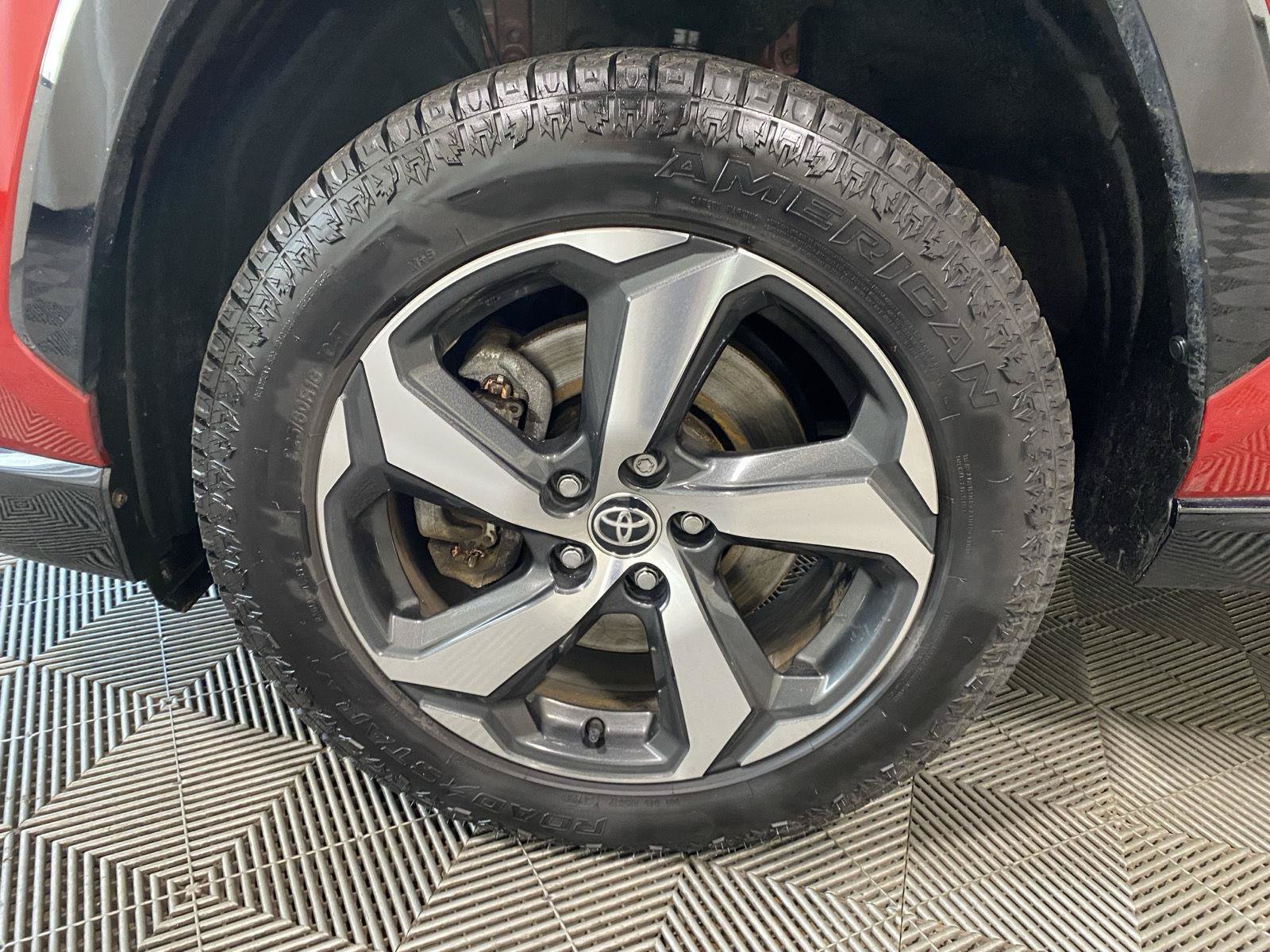 Used 2024 Toyota RAV4 SE w/ Weather & Moonroof Package AWD/4WD image 23