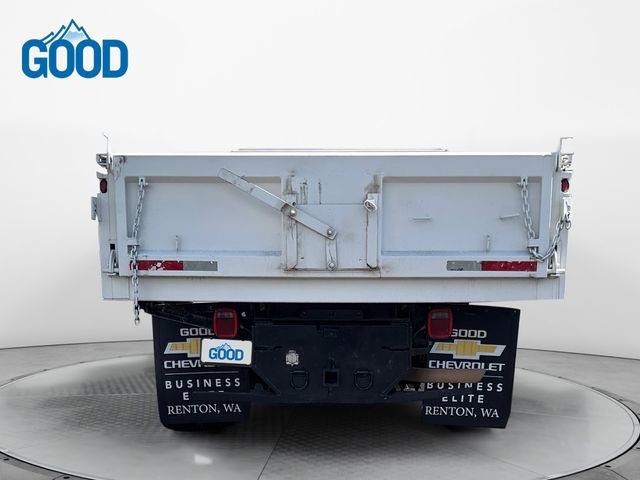 Used 2019 Ford F550 2WD Regular Cab Super Duty image 4