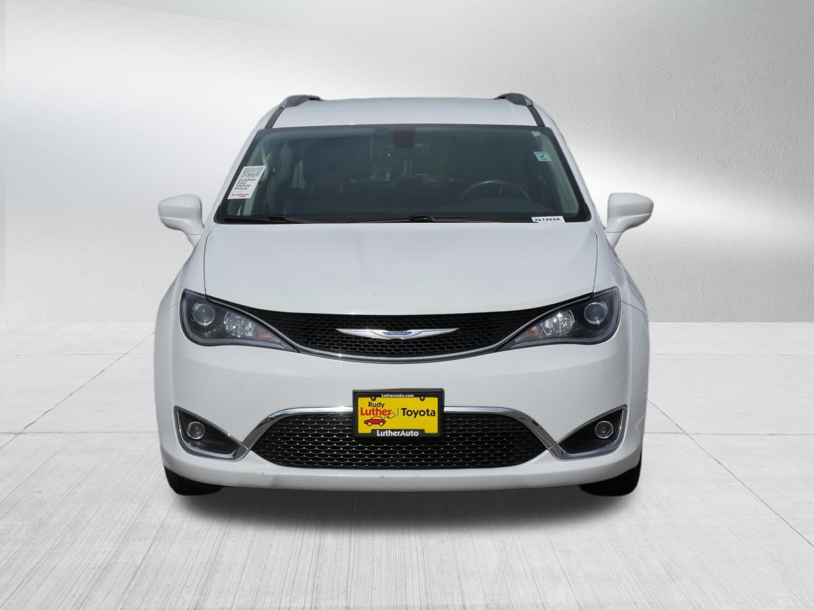 Used 2018 Chrysler Pacifica Touring-L Plus FWD video 2
