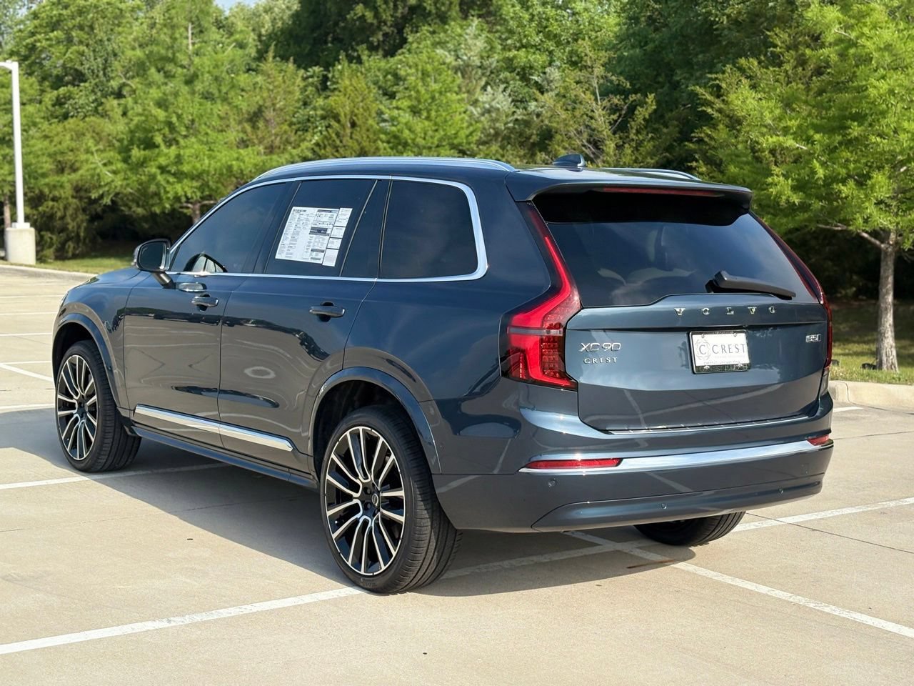 New 2026 Volvo XC90 B5 Plus w/ Protection Package Premier AWD/4WD image 6