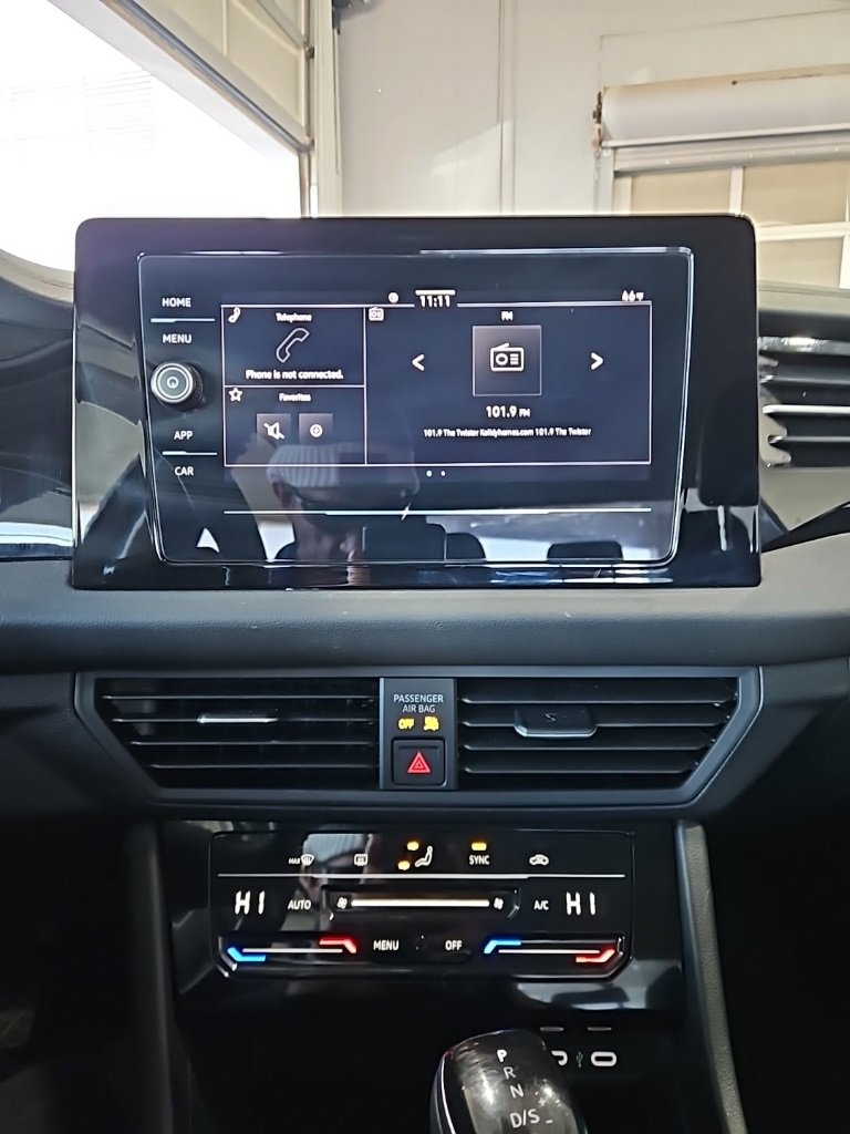 New 2025 Volkswagen Jetta S image 27