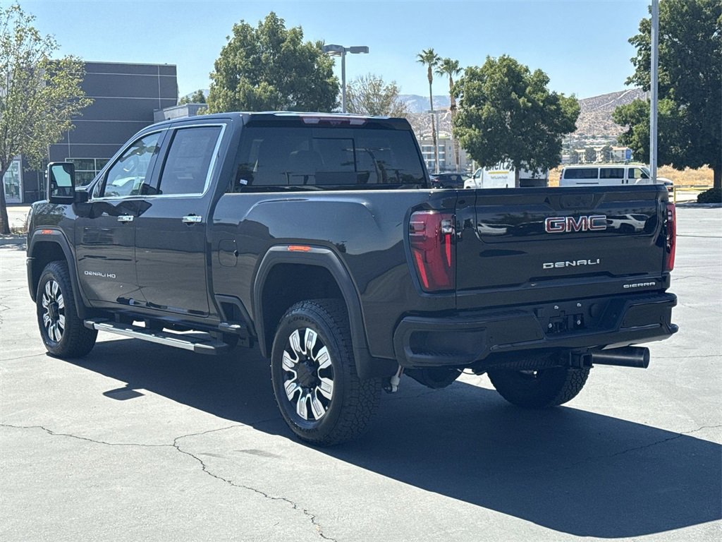 New 2025 GMC Sierra 2500 Denali w/ Denali Reserve Package image 4