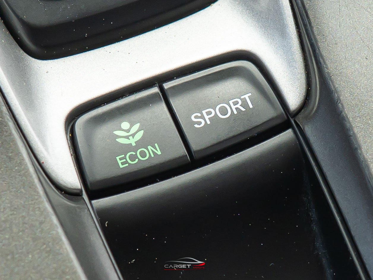 Used 2018 Honda Accord Touring image 34