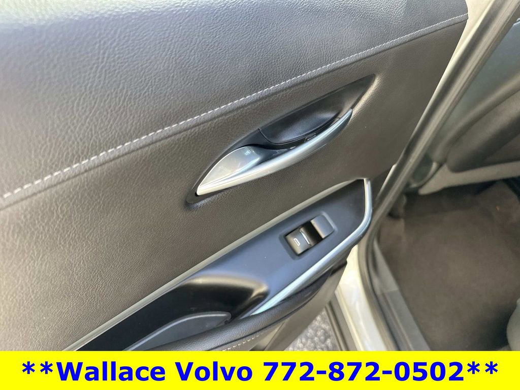 Used 2019 Cadillac XT4 Premium Luxury w/ Driver Awareness Package FWD image 14
