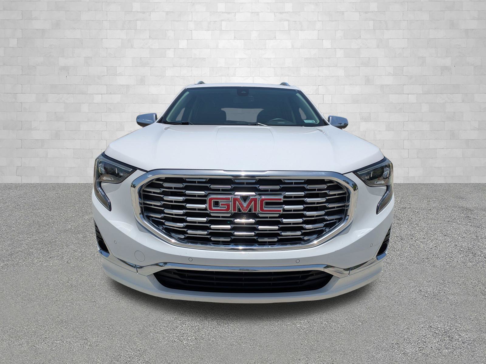 Used 2019 GMC Terrain Denali w/ Advanced Safety Package FWD image 6