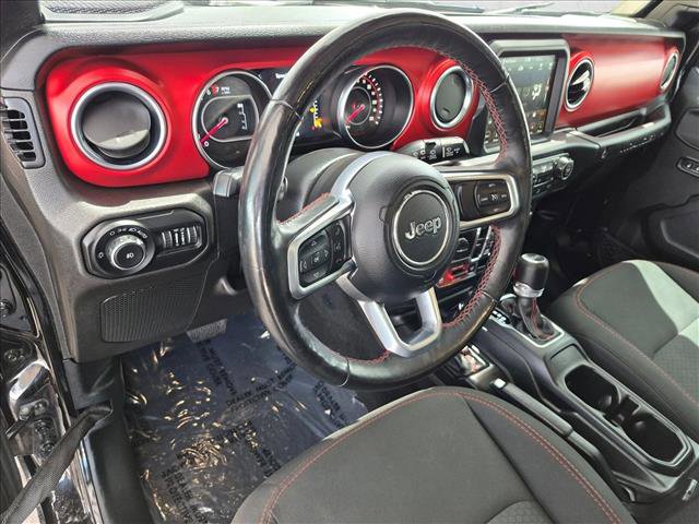 Used 2019 Jeep Wrangler Unlimited Rubicon w/ Dual Top Group AWD/4WD image 10