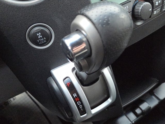 Used 2011 Honda Pilot LX image 19