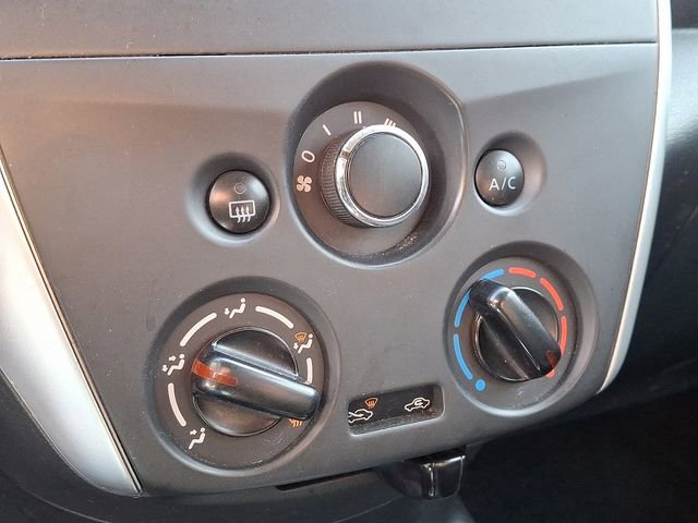 Used 2017 Nissan Versa SV image 22