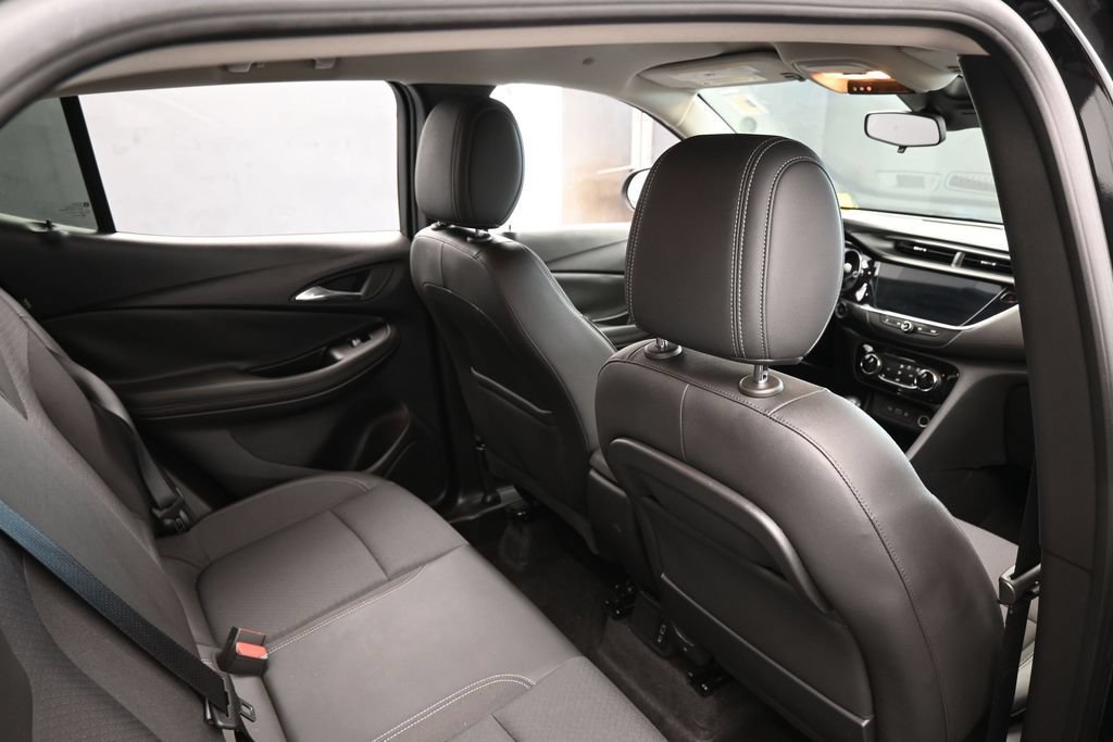 Used 2023 Buick Encore GX Preferred w/ Cold Weather Comfort Package FWD image 41