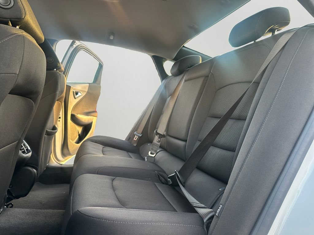 Used 2024 Chevrolet Malibu LT image 25