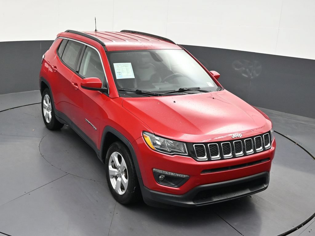 Used 2018 Jeep Compass Latitude FWD image 21