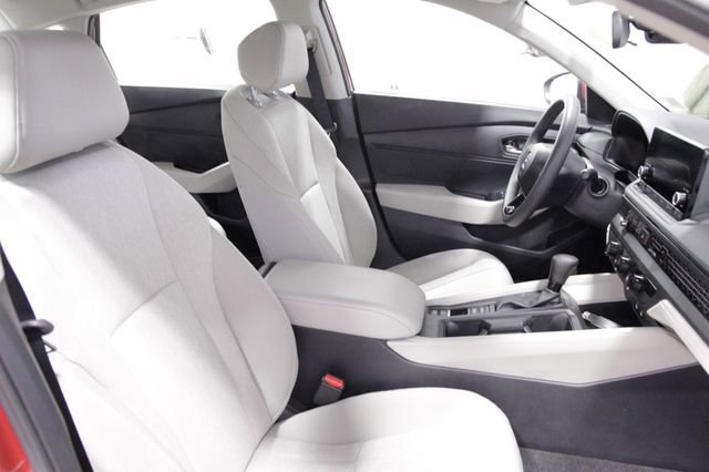 Certified 2025 Honda Accord LX image 13