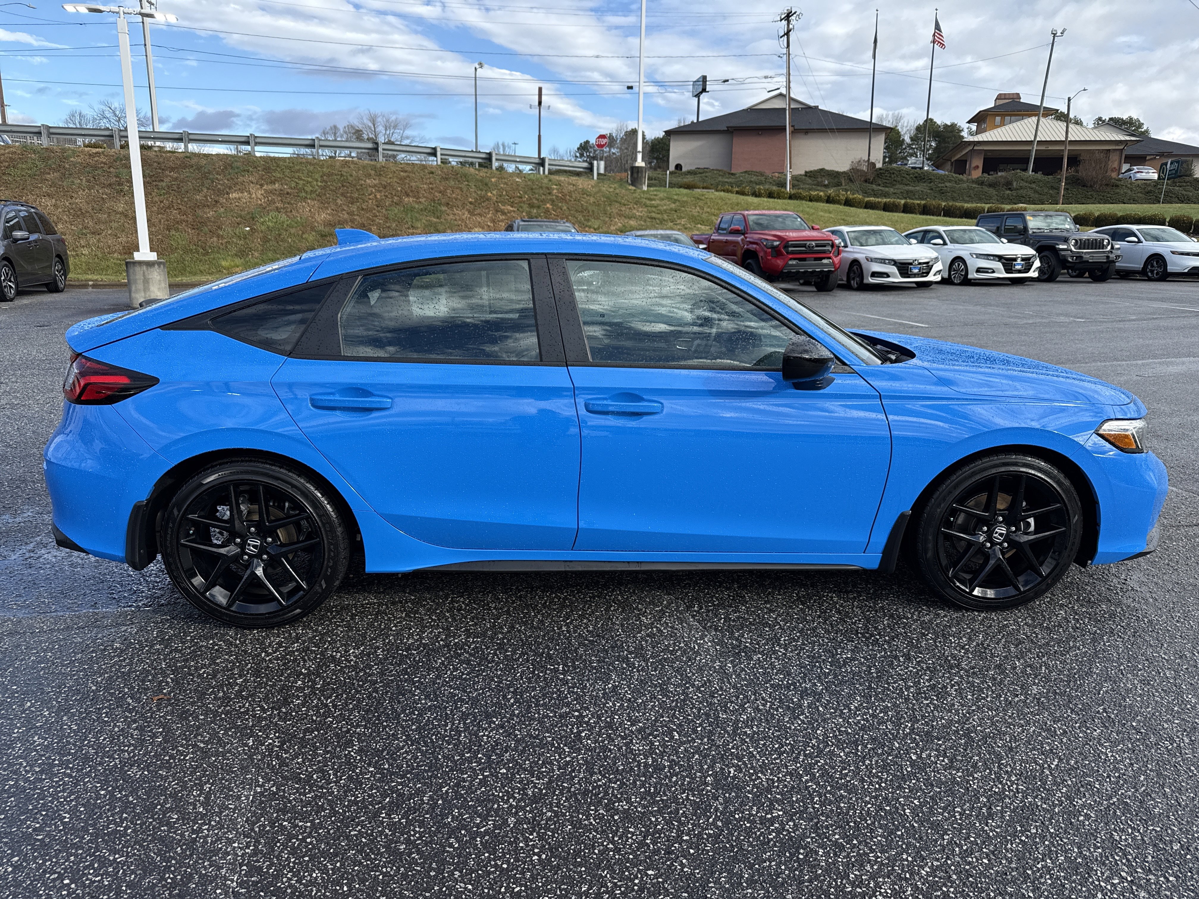 Certified 2025 Honda Civic Sport image 11