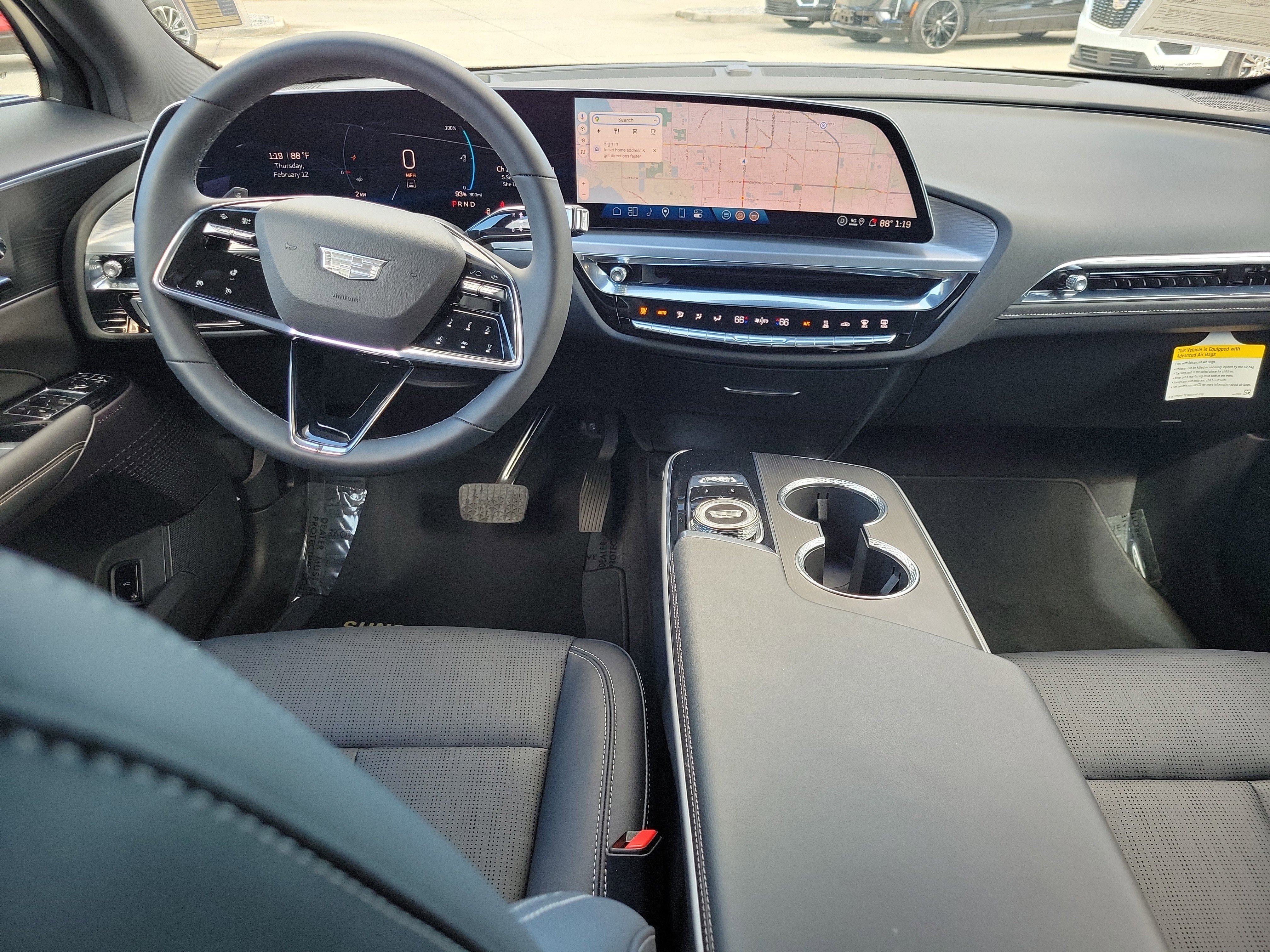 Certified 2025 Cadillac Lyriq Luxury image 13