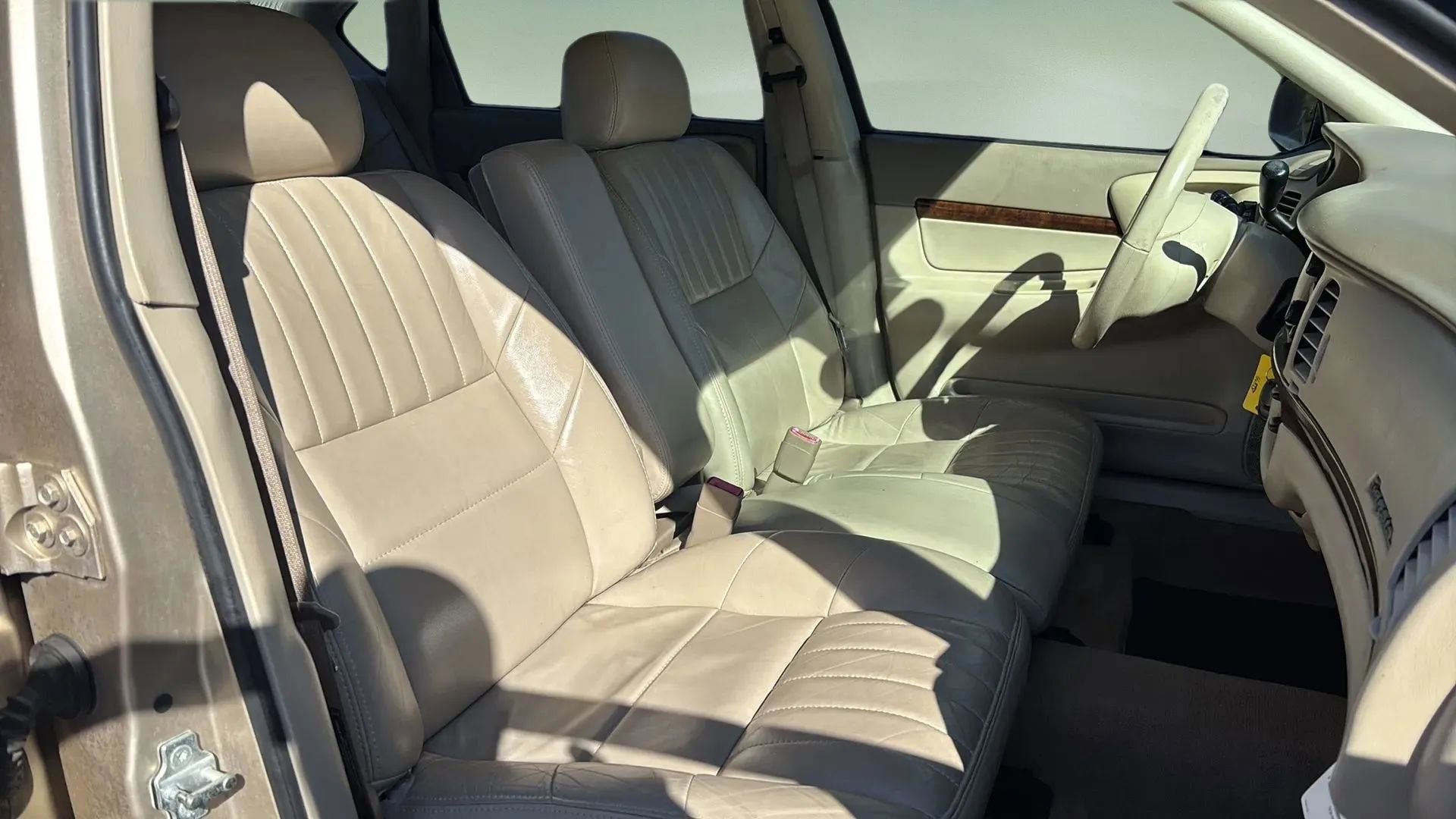 Used 2005 Chevrolet Impala LS w/ Preferred Equipment Group image 35