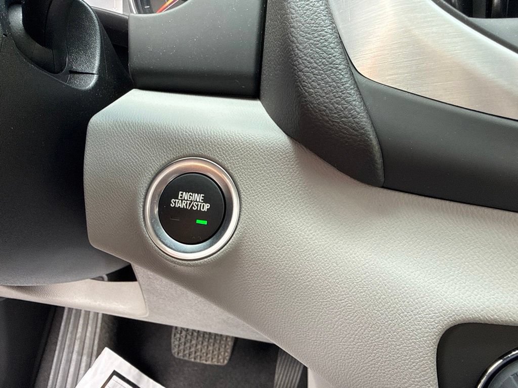 Used 2023 GMC Terrain SLE w/ Driver Convenience Package AWD/4WD image 33