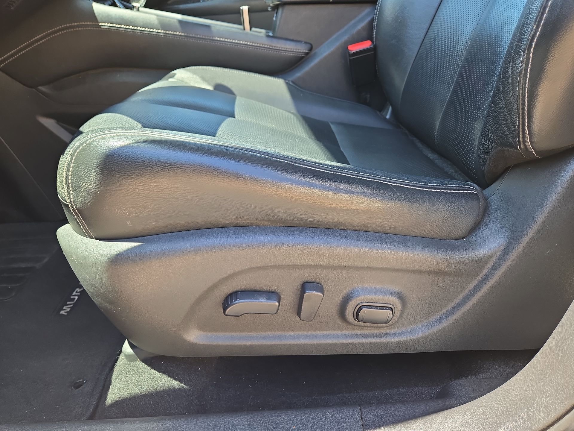 Used 2015 Nissan Murano SL FWD image 17