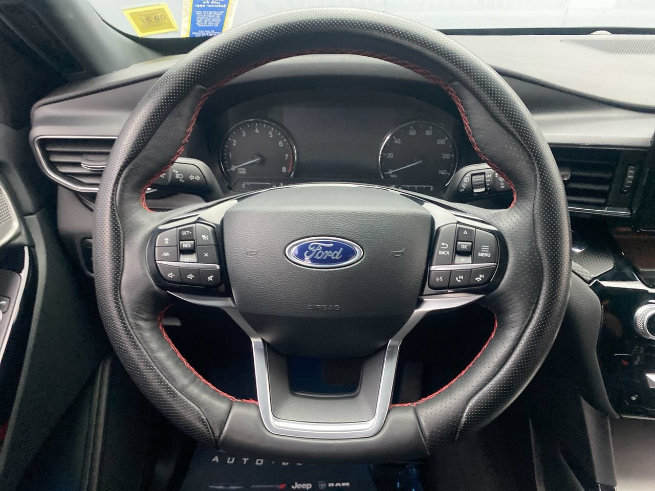 Used 2023 Ford Explorer ST-Line AWD/4WD image 16
