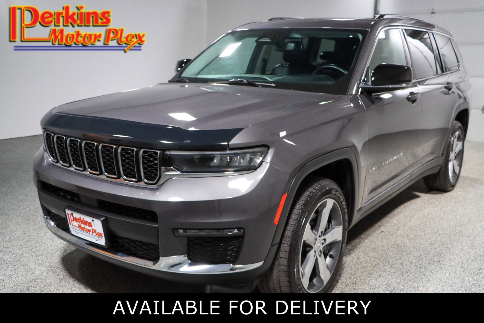 Used 2021 Jeep Grand Cherokee L Limited image 1