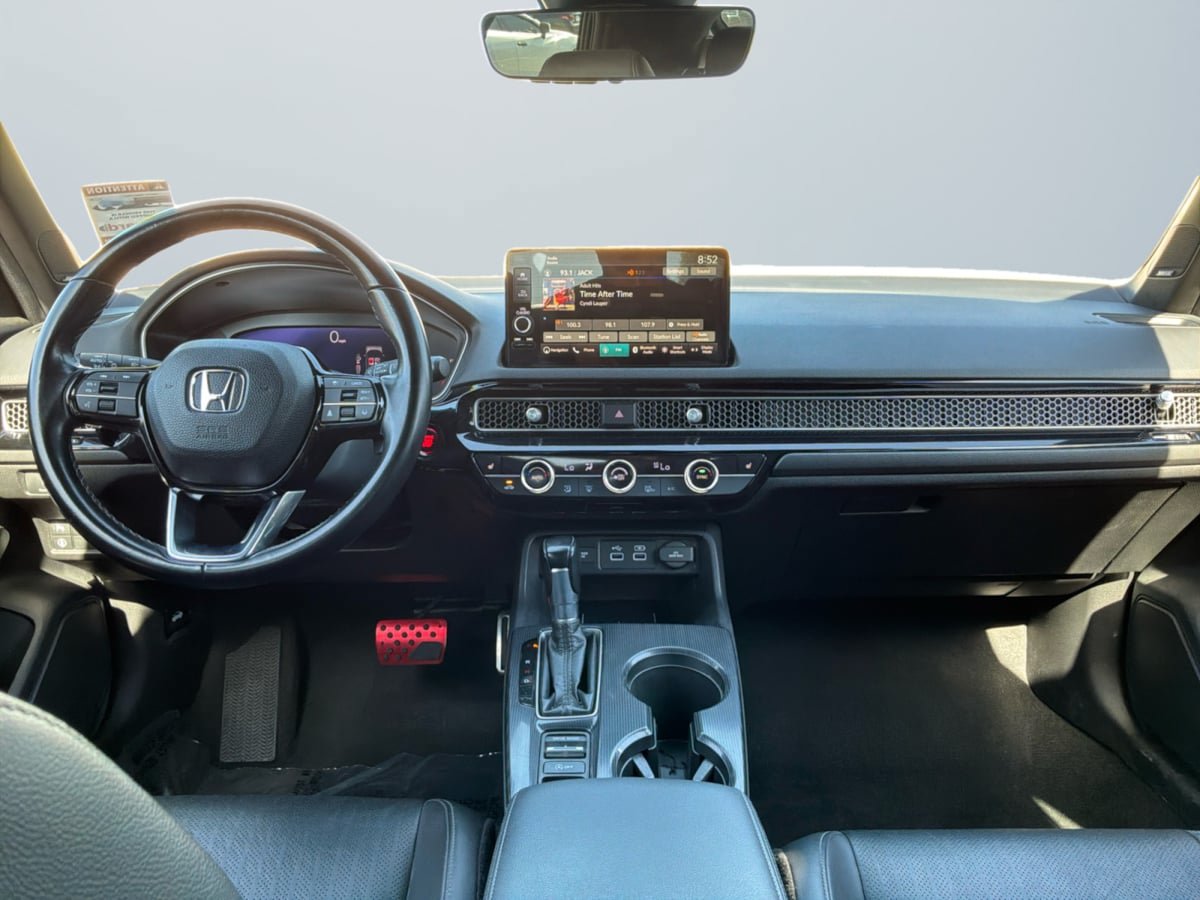 Used 2022 Honda Civic Sport Touring image 10