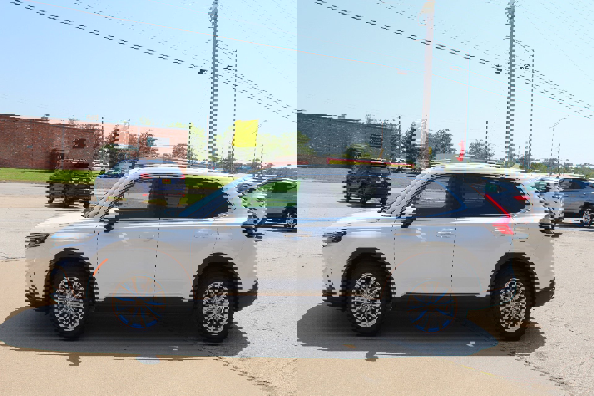 Used 2024 Honda CR-V EX image 9