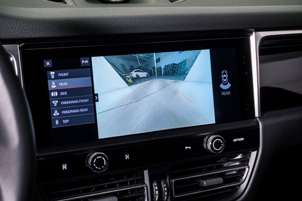 Certified 2025 Porsche Macan image 22