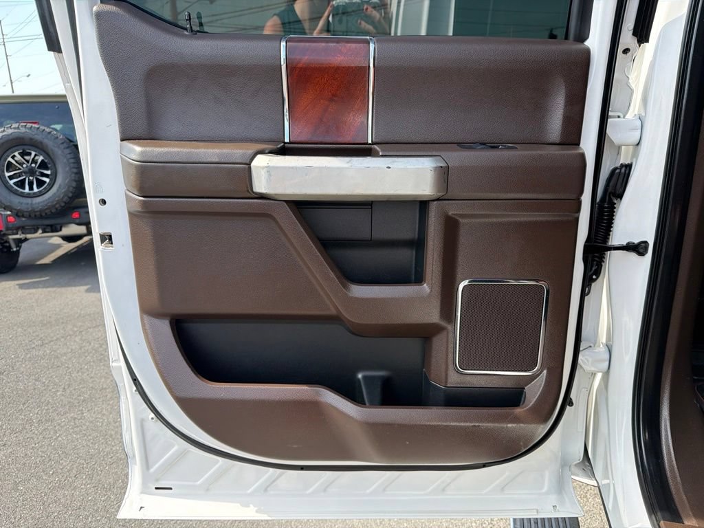 Used 2019 Ford F150 King Ranch w/ Equipment Group 601A Luxury AWD/4WD image 16
