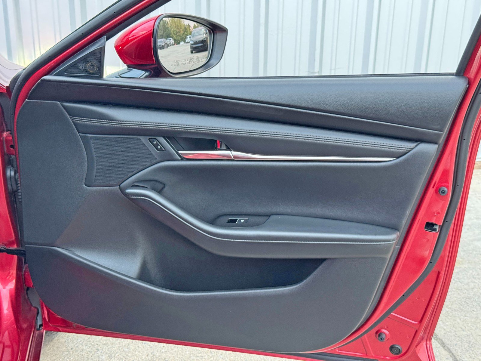 Used 2025 MAZDA MAZDA3 s image 39