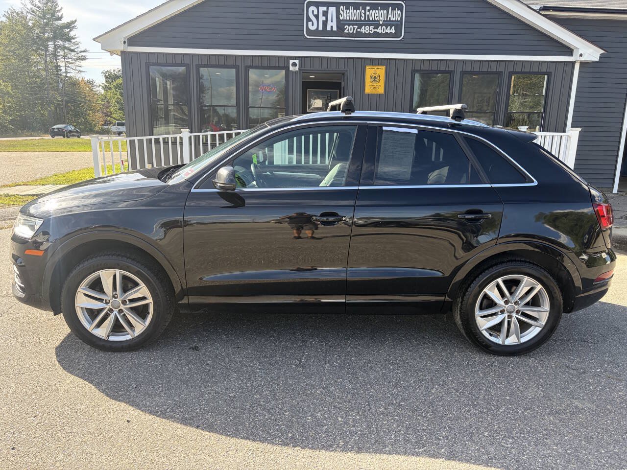 Used 2016 Audi Q3 2.0T Premium Plus w/ Technology Package AWD/4WD image 4