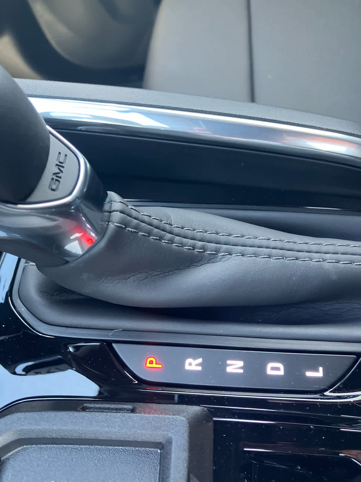 New 2026 GMC Canyon Elevation w/ Convenience Package RWD image 30