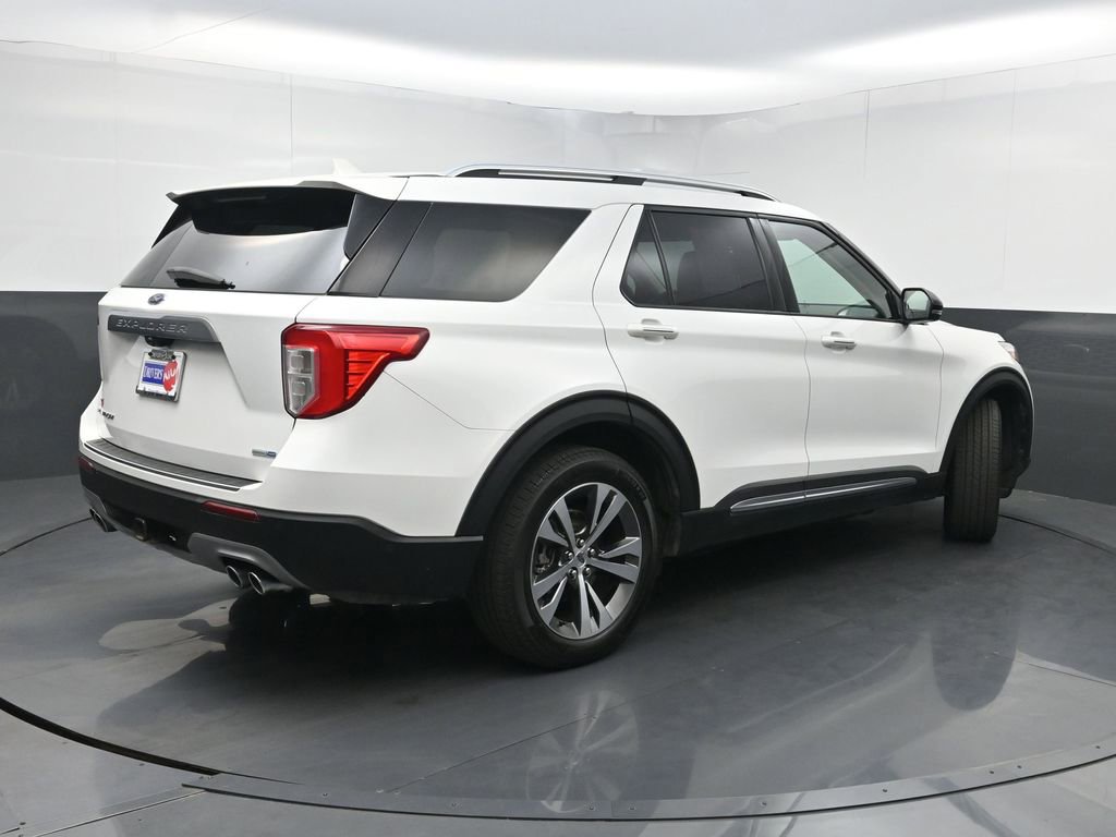 Used 2020 Ford Explorer Platinum w/ Premium Technology Package image 28
