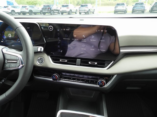 New 2026 Chevrolet Equinox LT w/ Safety and Technology Package image 37