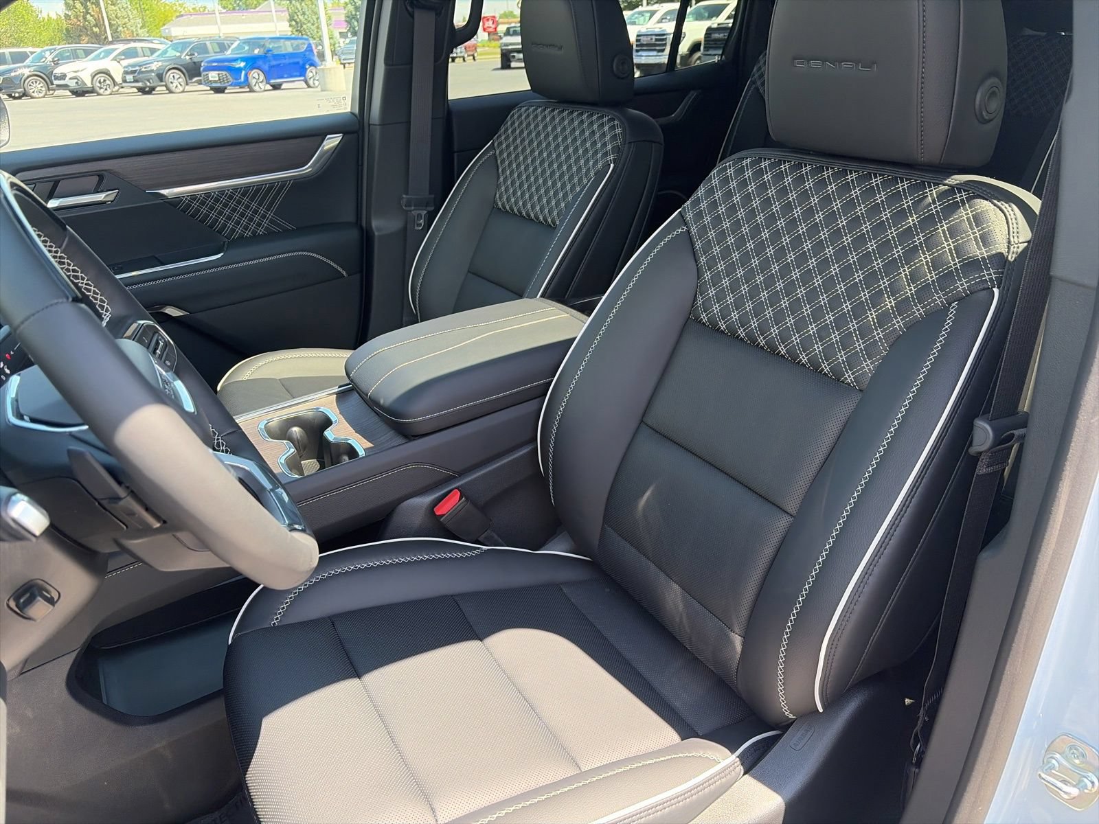 New 2026 GMC Acadia Denali w/ Super Cruise Package AWD/4WD image 19