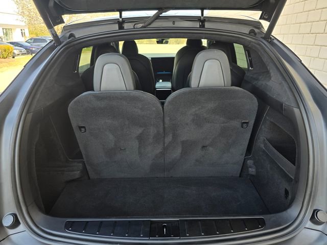 Used 2023 Tesla Model X Plaid image 18
