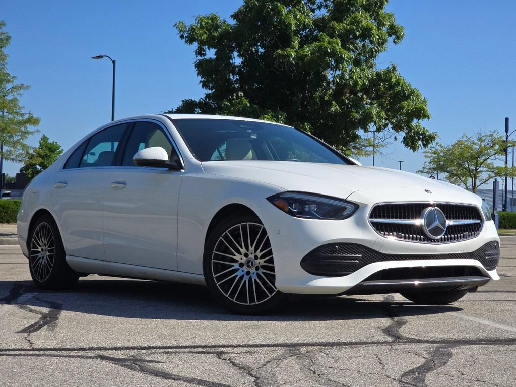 Used 2022 Mercedes-Benz C 300 4MATIC Sedan image 1