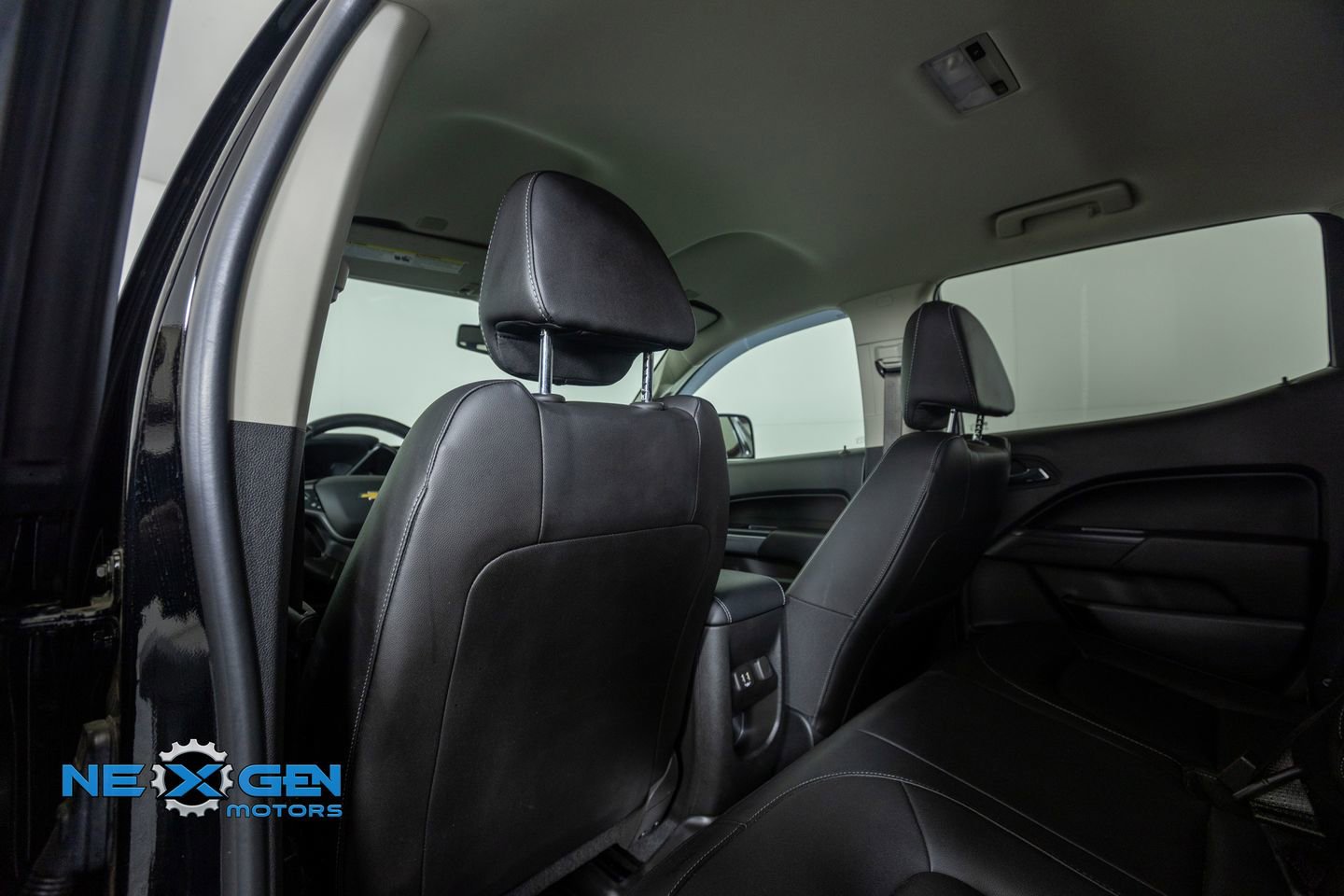 Used 2020 Chevrolet Colorado ZR2 w/ ZR2 Midnight Special Edition image 27