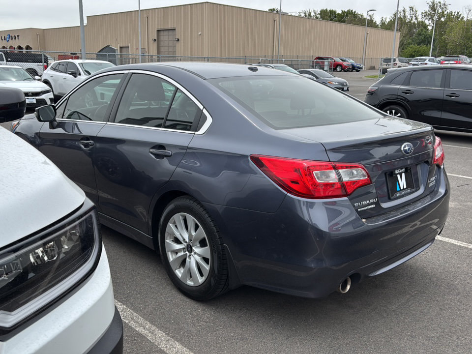 Used 2015 Subaru Legacy 2.5i Premium AWD/4WD image 3