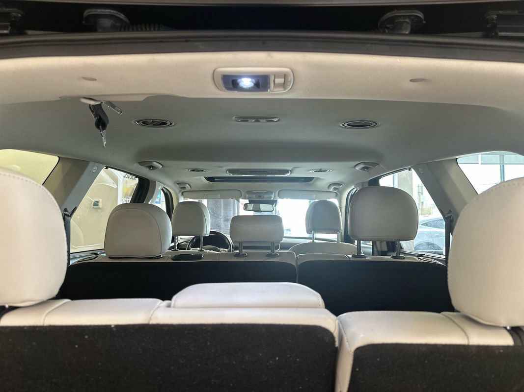 Used 2022 Kia Telluride EX image 15